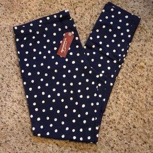 🛍 Arizona Jeans Co. Navy Blue polka leggings. XL